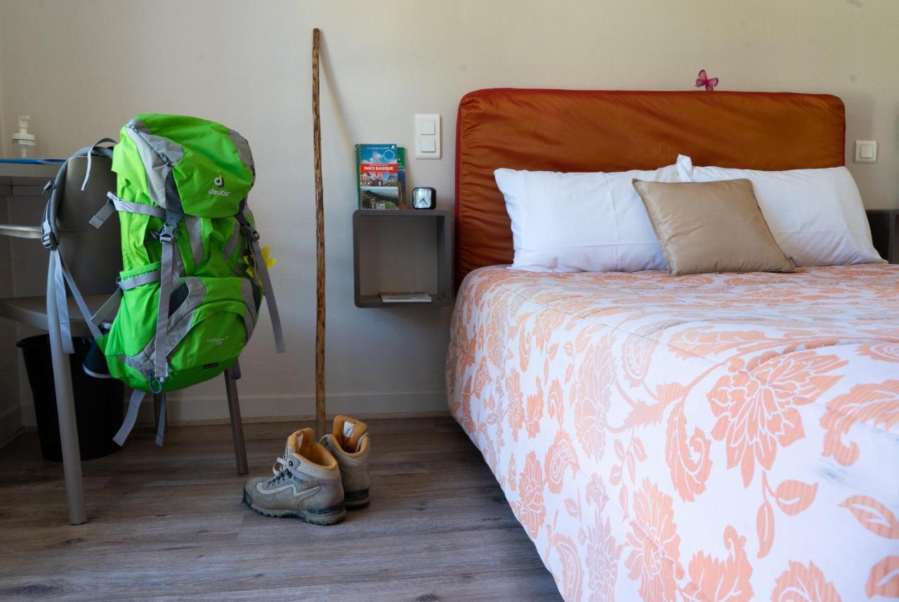 Hotel Juantorena Saint-Etienne-de-Baigorry Εξωτερικό φωτογραφία