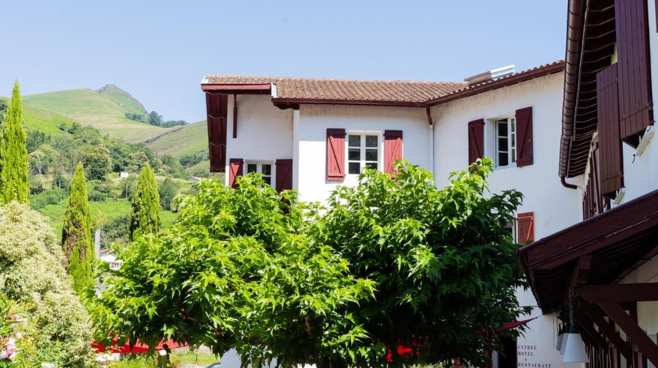 Hotel Juantorena Saint-Etienne-de-Baigorry Εξωτερικό φωτογραφία