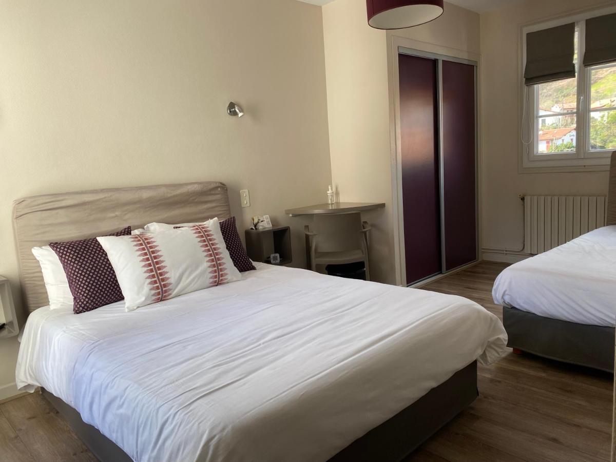 Hotel Juantorena Saint-Etienne-de-Baigorry Εξωτερικό φωτογραφία
