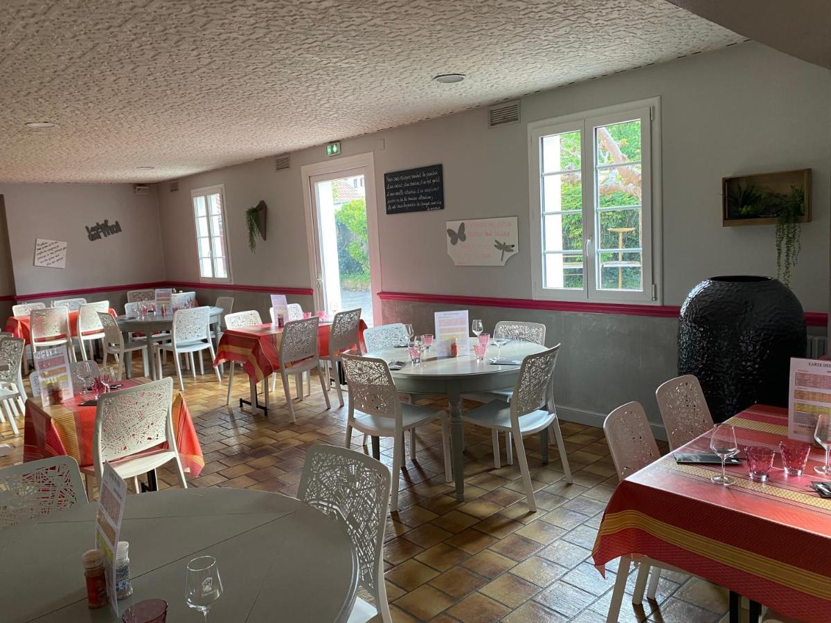 Hotel Juantorena Saint-Etienne-de-Baigorry Εξωτερικό φωτογραφία