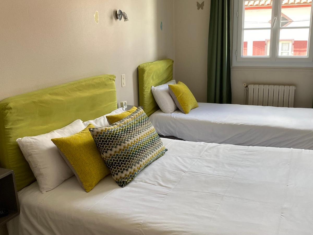 Hotel Juantorena Saint-Etienne-de-Baigorry Εξωτερικό φωτογραφία