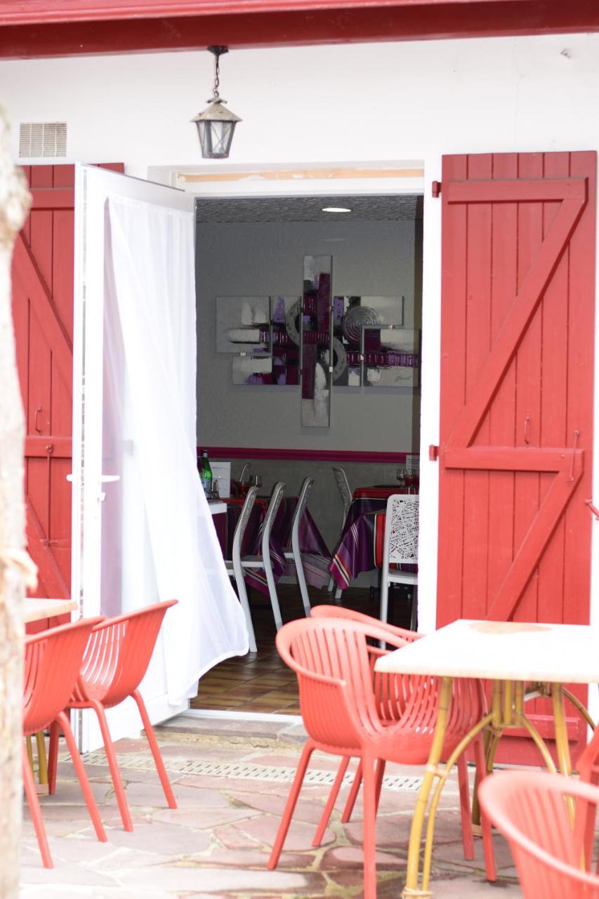 Hotel Juantorena Saint-Etienne-de-Baigorry Εξωτερικό φωτογραφία